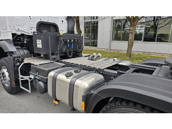 Novu Tegljač MERCEDES-BENZ Actros 3340 S 6x4 ADR Euro 3 Tractor Head: slika 5