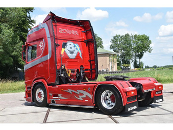 Tegljač Scania R650 V8 NGS 4x2NB - LIKE NEW - RETARDER - FULL AIR - PARK. AIRCO - 4 POINT AIR SUSP. - 2 x FUEL TANKS - ALCOA'S -: slika 3