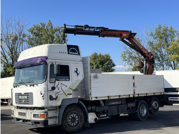 Kamion sa dizalicom MAN F2000
