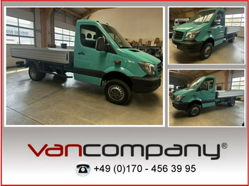 Dostavno vozilo s ravnom platformom MERCEDES-BENZ Sprinter 513