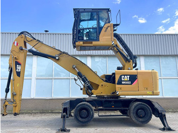 Bager za obradu otpada/ Industrije CATERPILLAR MH3022