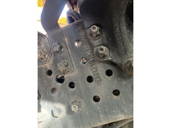 Auto pumpa za beton XCMG Official Schwing Concrete Pump HB58V 58m Mobile Hydraulic Used Concrete Pump Truck For Sale: slika 5