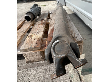 Kardansko vratilo DAF CF EURO 6 440 DRIVE SHAFT LENGTH 1640 MM: slika 3 Kardansko vratilo DAF CF EURO 6 440 DRIVE SHAFT LENGTH 1640 MM: slika 3