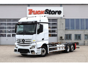 Kamion za prevoz kontejnera/ Kamion sa promenjivim sandukom MERCEDES-BENZ Actros 2546