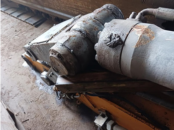 Spojnica na petom točku LIEBHERR