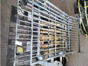 Kabina i enterijer LIEBHERR