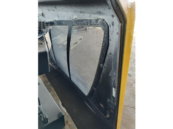 Vrata i delovi LIEBHERR