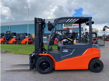 Električni viljuškar Toyota 8FBMT45: slika 4 Električni viljuškar Toyota 8FBMT45: slika 4