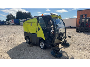 Autočistilica JOHNSTON: slika 2 Autočistilica JOHNSTON: slika 2