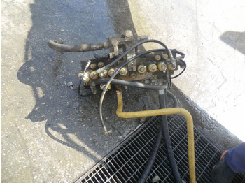 Hidraulični ventil CATERPILLAR