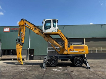 Bager za obradu otpada/ Industrije LIEBHERR A 924