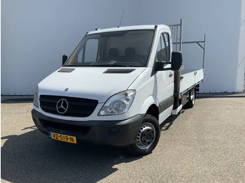 Dostavno vozilo s ravnom platformom MERCEDES-BENZ Sprinter 513