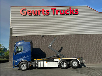 Kamion sa hidrauličnom kukom VOLVO FH 500