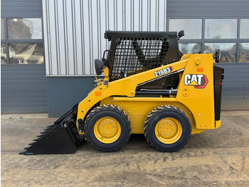 Utovarivač CATERPILLAR 216B3
