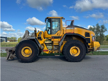 Utovarivač točkaš VOLVO L220H