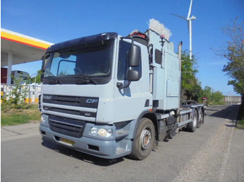 Kamion sa golom šasijom i zatvorenom kabinom DAF CF 75 310