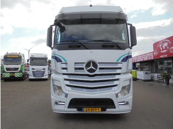 Tegljač Mercedes-Benz Actros 1943 LS EUR6: slika 2