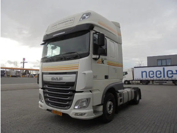 Tegljač DAF XF 440