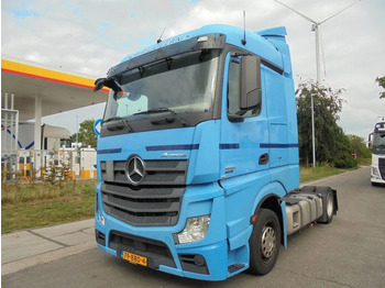 Tegljač MERCEDES-BENZ Actros 1842