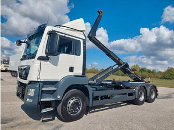 Kamion sa hidrauličnom kukom MAN TGS 26.440