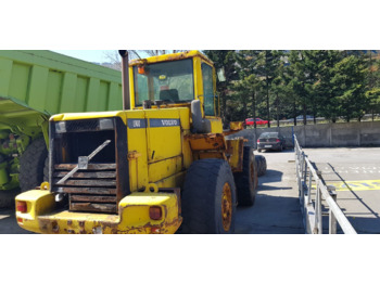 Utovarivač točkaš VOLVO L90D