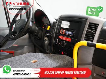 Minibus, Putnički kombi Mercedes-Benz Sprinter 313 2.2 CDI Aut. L2H2 € 9.922 Incl. BTW EXPORT Combi/ 9 Persoons/ Kombi/ 9P/ Airco/ Rolstoellift/ Electr. deur/ APK 9-2026: slika 3