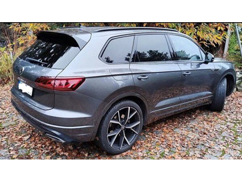 Automobil Volkswagen Touareg 3.0 TDi R-line 4-motion: slika 2 Automobil Volkswagen Touareg 3.0 TDi R-line 4-motion: slika 2