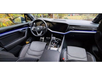 Automobil Volkswagen Touareg 3.0 TDi R-line 4-motion: slika 4 Automobil Volkswagen Touareg 3.0 TDi R-line 4-motion: slika 4