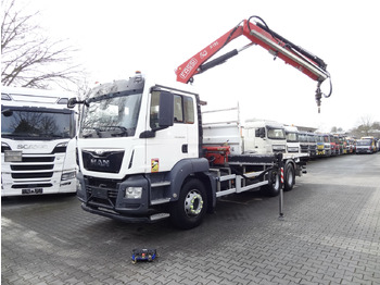 Kamion sa tovarnim sandukom MAN TGS 26.320