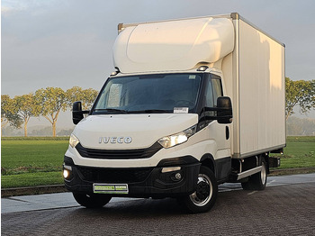 Dostavno vozilo sa zatvorenim sandukom IVECO Daily