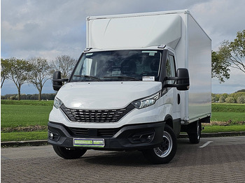 Dostavno vozilo sa zatvorenim sandukom IVECO Daily 35s18