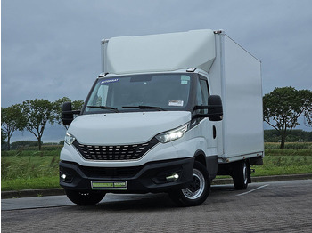 Dostavno vozilo sa zatvorenim sandukom IVECO Daily 35s18