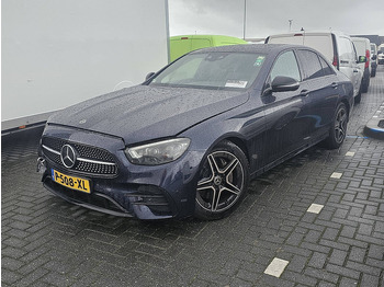 Automobil MERCEDES-BENZ