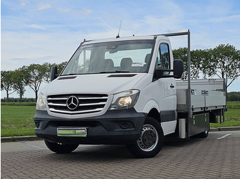 Dostavno vozilo s ravnom platformom MERCEDES-BENZ Sprinter 519