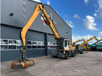 Bager za obradu otpada/ Industrije LIEBHERR A 924
