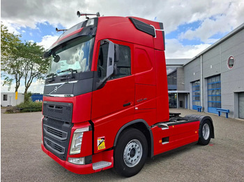 Tegljač VOLVO FH