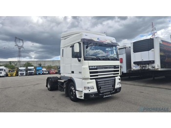 Tegljač DAF XF 105 460