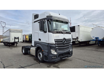 Tegljač MERCEDES-BENZ Actros 1845