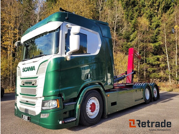 Kamion sa hidrauličnom kukom SCANIA R 580