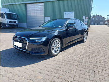Automobil AUDI
