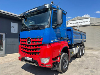 Istovarivač MERCEDES-BENZ Arocs 2658
