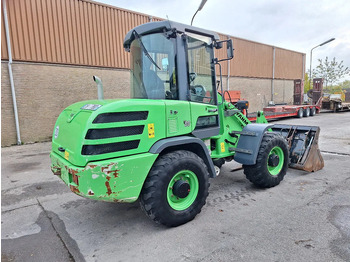 Utovarivač točkaš Yanmar V80: slika 4