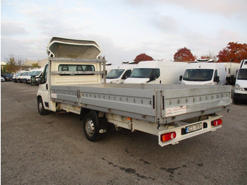 Dostavno vozilo s ravnom platformom Citroën Jumper 2,0 BlueHDi: slika 5 Dostavno vozilo s ravnom platformom Citroën Jumper 2,0 BlueHDi: slika 5