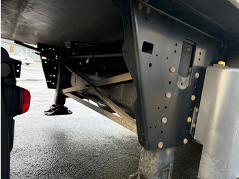 Poluprikolica sa zatvorenim sandukom Schmitz Cargobull Carrier Vector 1950 Bi-temp: slika 5