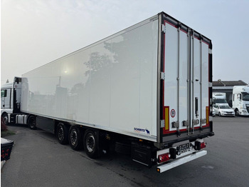 Poluprikolica sa zatvorenim sandukom Schmitz Cargobull SKO24 Carrier Vector 1550: slika 4