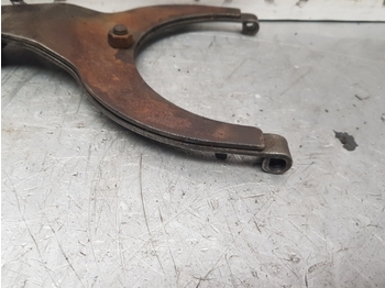 Zadnja osovina za Traktor Case International 956, 1056 Rear Axle Differential Fork 3230701r91, 2706178r93: slika 2 Zadnja osovina za Traktor Case International 956, 1056 Rear Axle Differential Fork 3230701r91, 2706178r93: slika 2