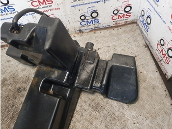 Rezervoar za gorivo za Traktor New Holland T7.200, T7.210, T7.185 Fuel Tank Secondary 4601139, 84601139: slika 3 Rezervoar za gorivo za Traktor New Holland T7.200, T7.210, T7.185 Fuel Tank Secondary 4601139, 84601139: slika 3