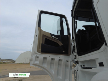 Tegljač Mercedes-Benz Actros 5 1845 BigSpace: slika 3 Tegljač Mercedes-Benz Actros 5 1845 BigSpace: slika 3