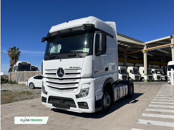 Tegljač MERCEDES-BENZ Actros 1845