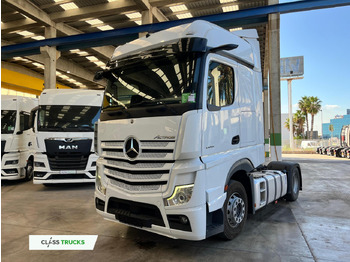 Tegljač MERCEDES-BENZ Actros 1845